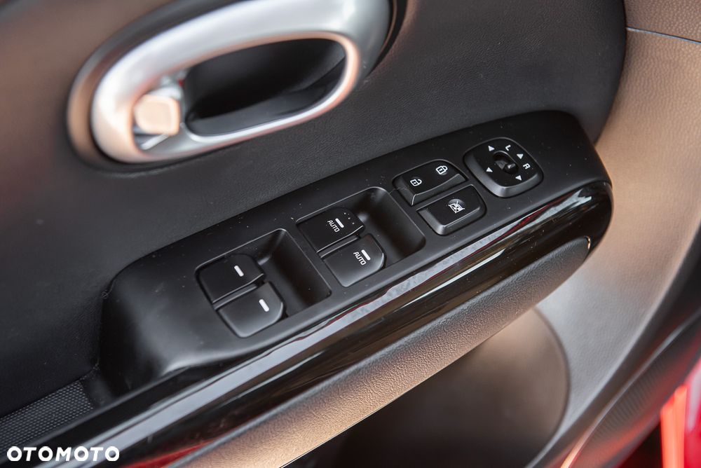 Kia Soul 1.6 GDI XL - 16
