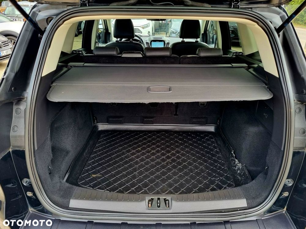 Ford Kuga 1.5 EcoBoost 2x4 Titanium - 13