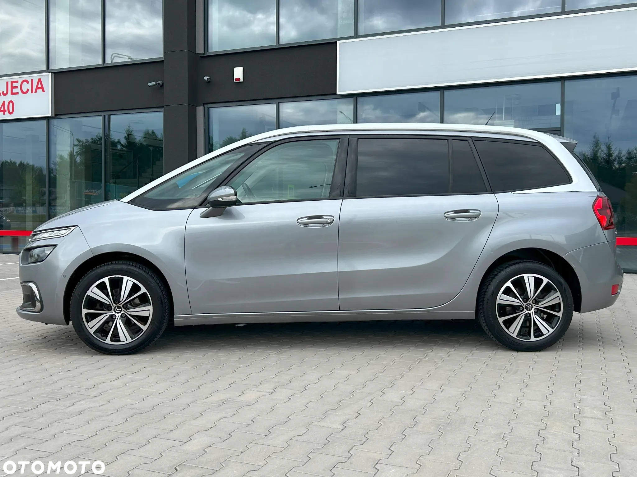 Citroën C4 Picasso - 9