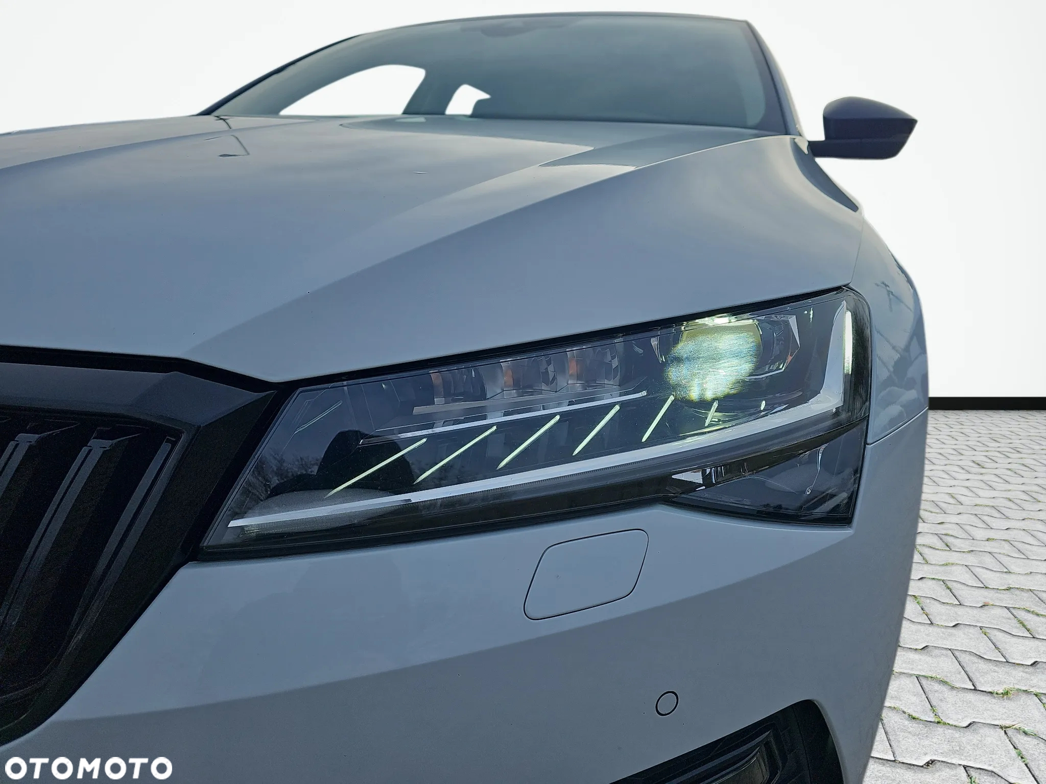 Skoda Superb 2.0 TDI SCR Style DSG - 15