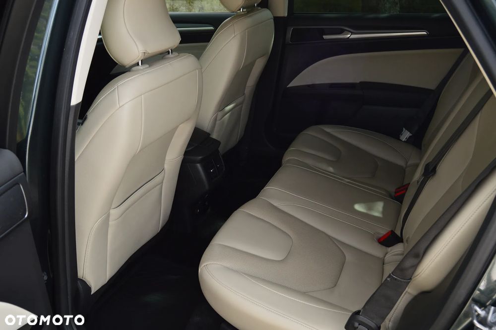 Ford Mondeo 2.0 TDCi Bi-Turbo PowerShift-Aut Titanium - 27