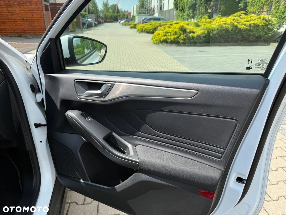 Ford Focus 1.5 EcoBlue SCR Titanium X - 22