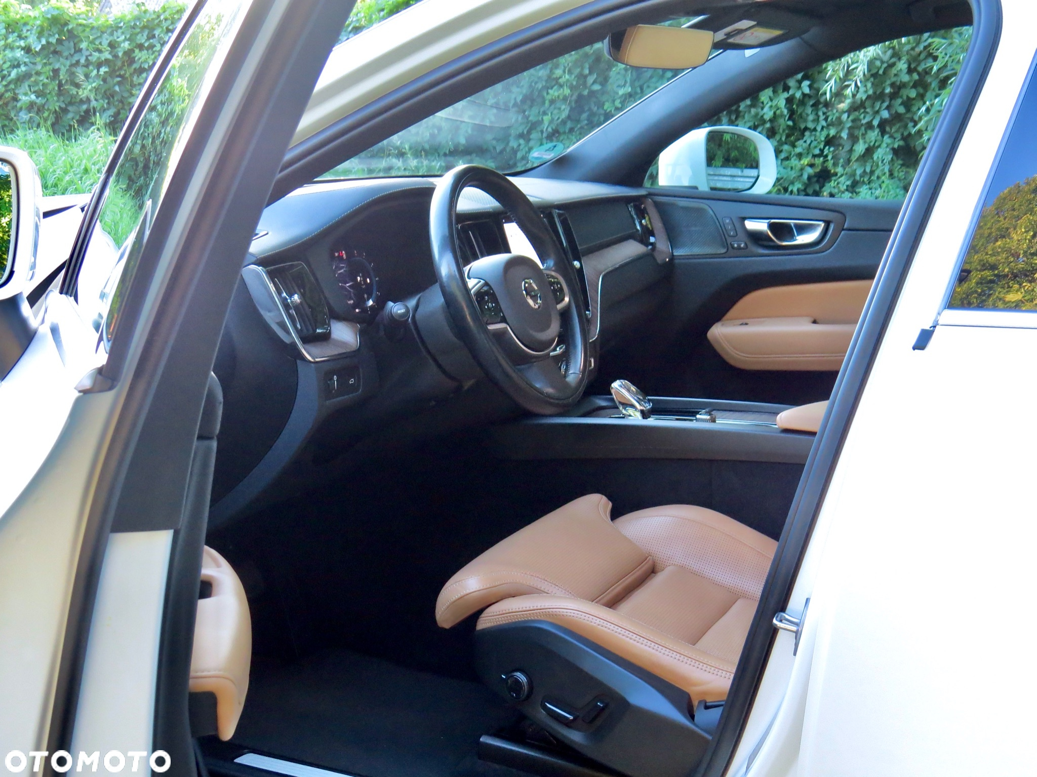 Volvo XC 60 B4 D AWD Geartronic Inscription - 12