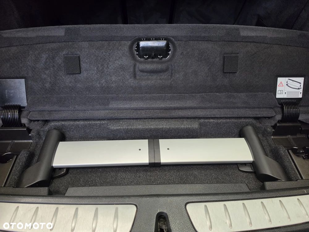 BMW Seria 3 318d Modern Line - 19