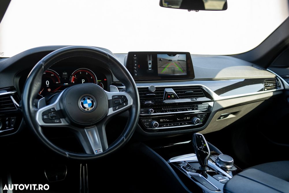 BMW Seria 5 520d xDrive AT - 15