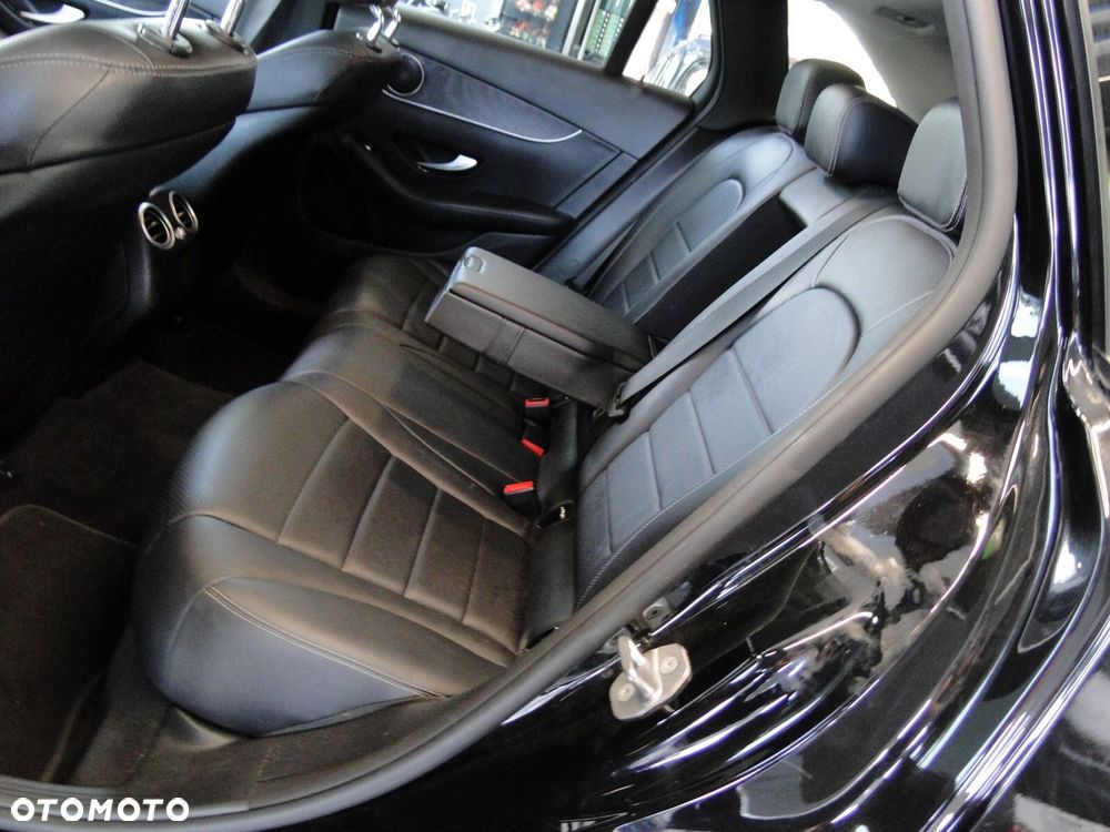 Mercedes-Benz GLC - 17