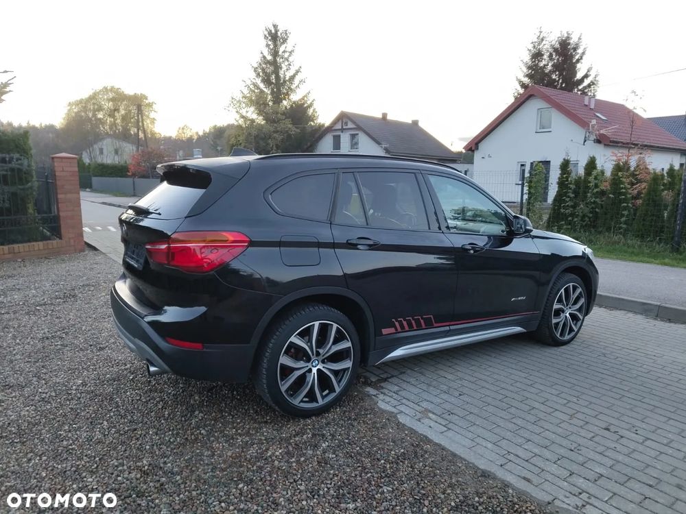 BMW X1 xDrive25d Sport Line - 10