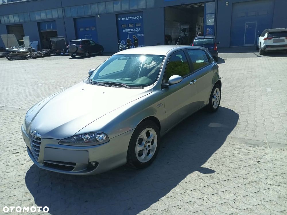 Alfa Romeo 147 1.6 Twin Spark ECO Impression - 1