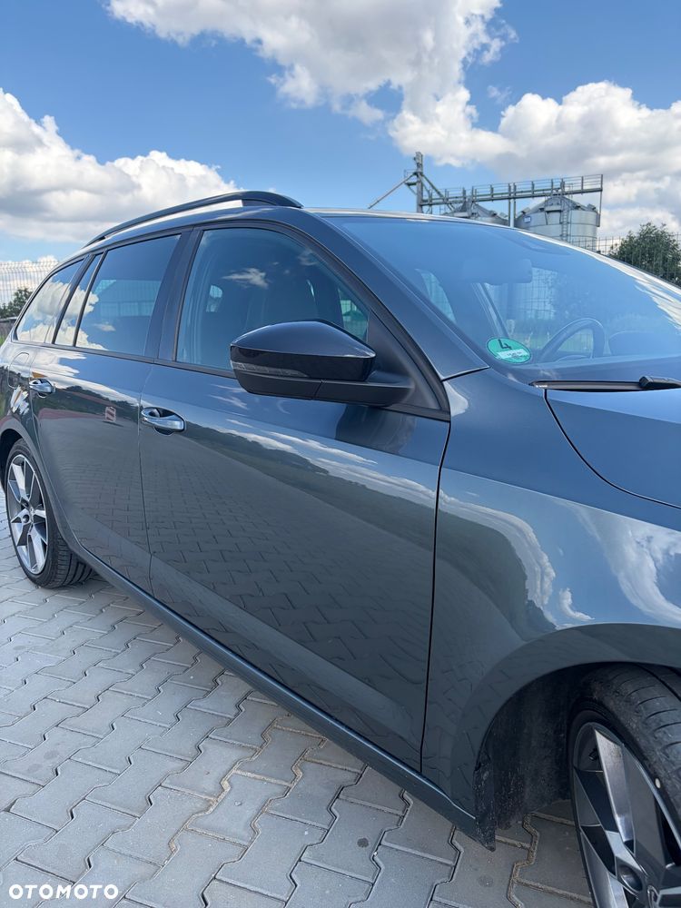 Skoda Octavia 2.0 TDI RS DSG - 19