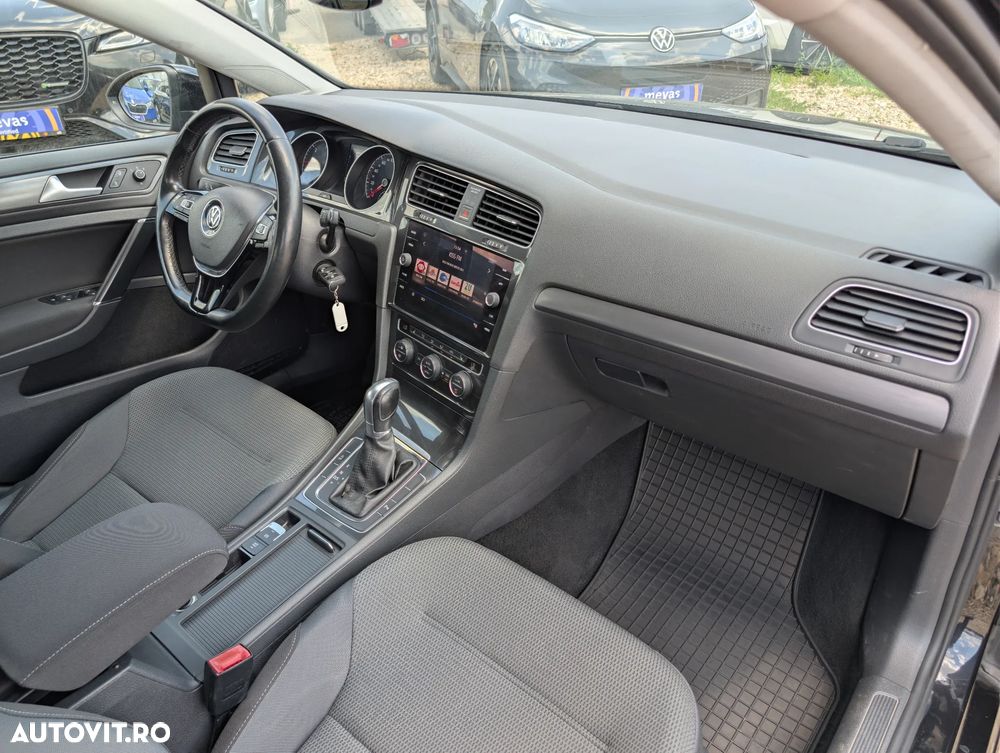 Volkswagen Golf 1.6 TDI DSG Comfortline - 20