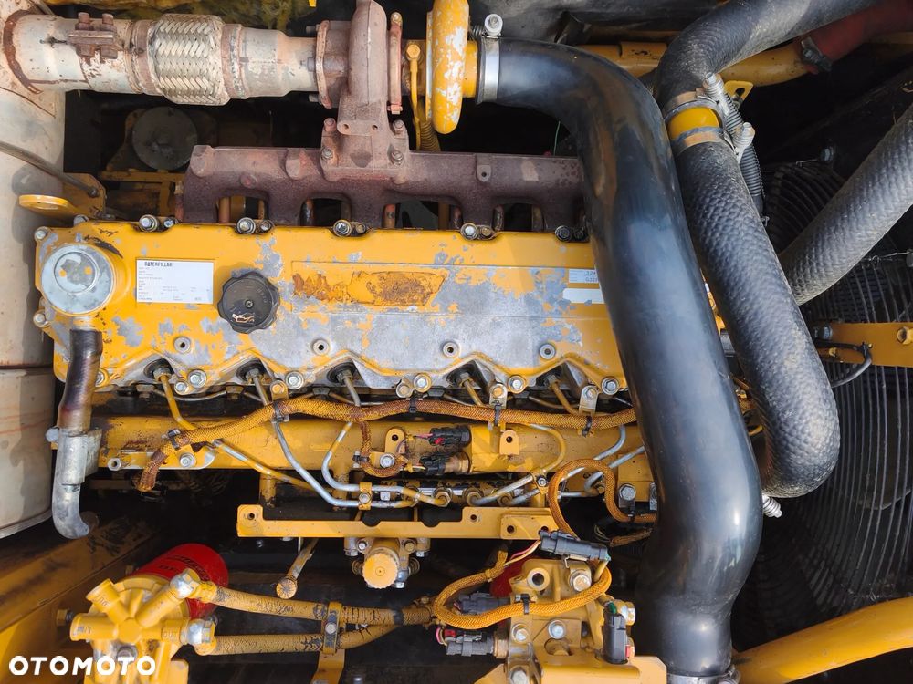 Caterpillar 320DL - 9