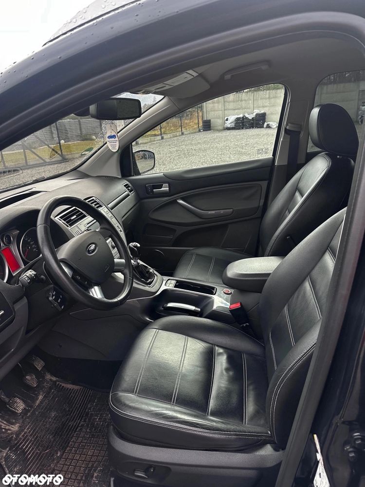 Ford Kuga 2.0 TDCi 2x4 Titanium - 11