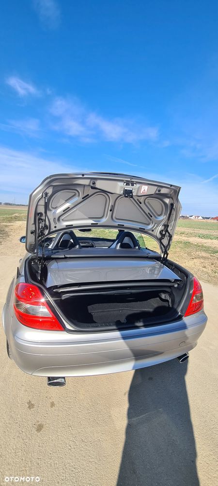 Mercedes-Benz SLK - 22