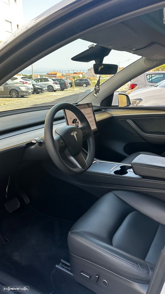 Tesla Model Y Tração Traseira - 15