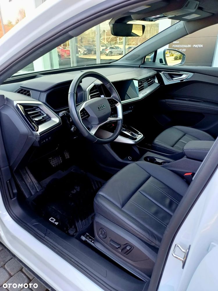 Audi Q4 e-tron - 13