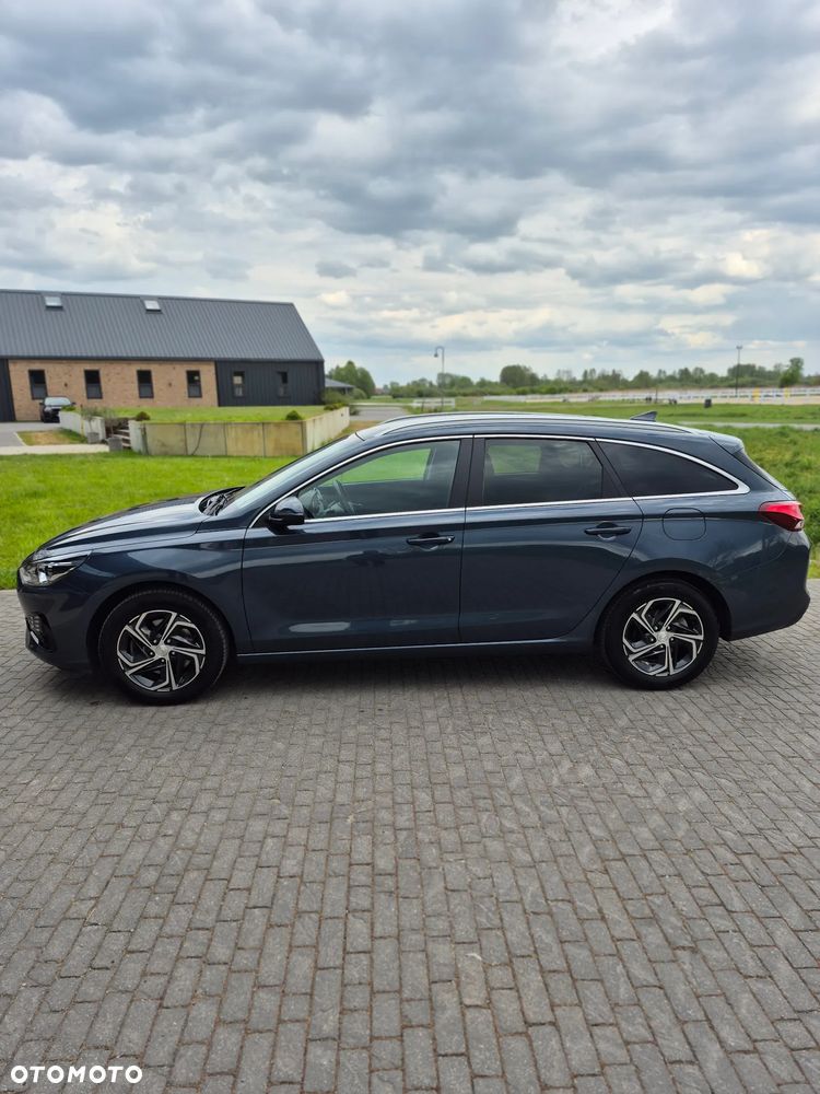 Hyundai i30 1.5 DPI Comfort - 12