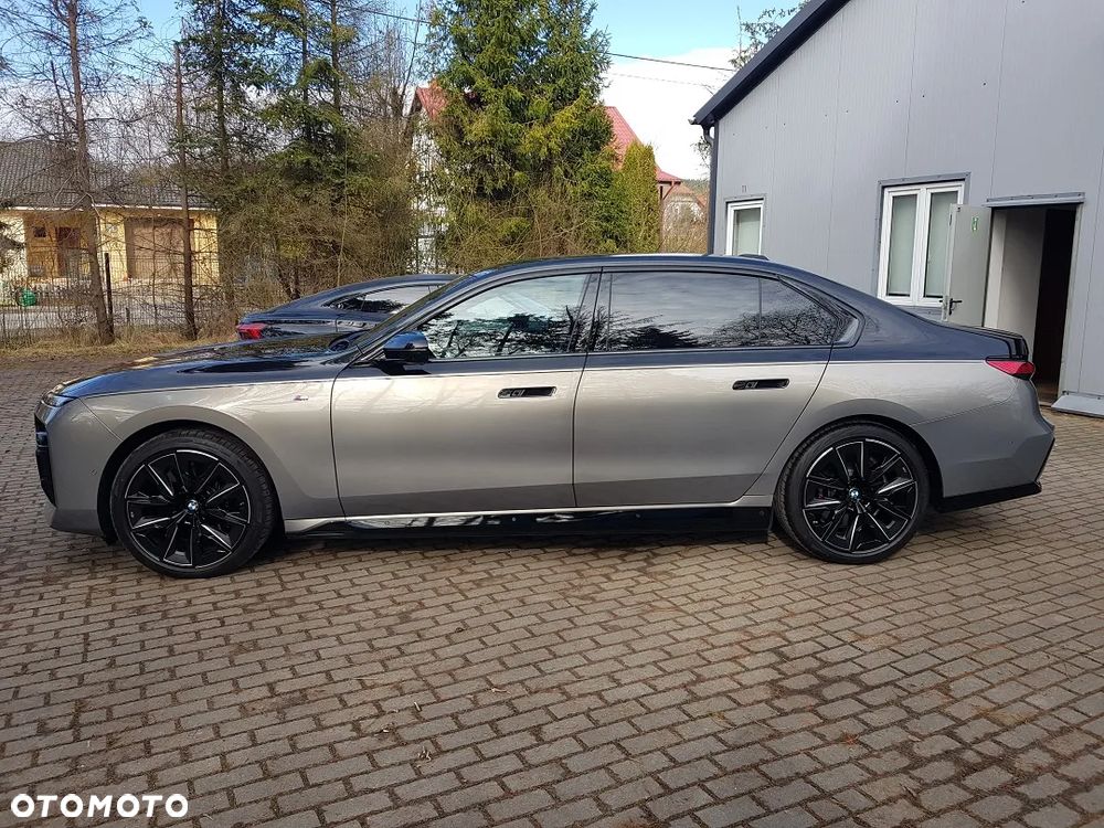 BMW i7 105.7kWh xDrive60 M Sport - 8