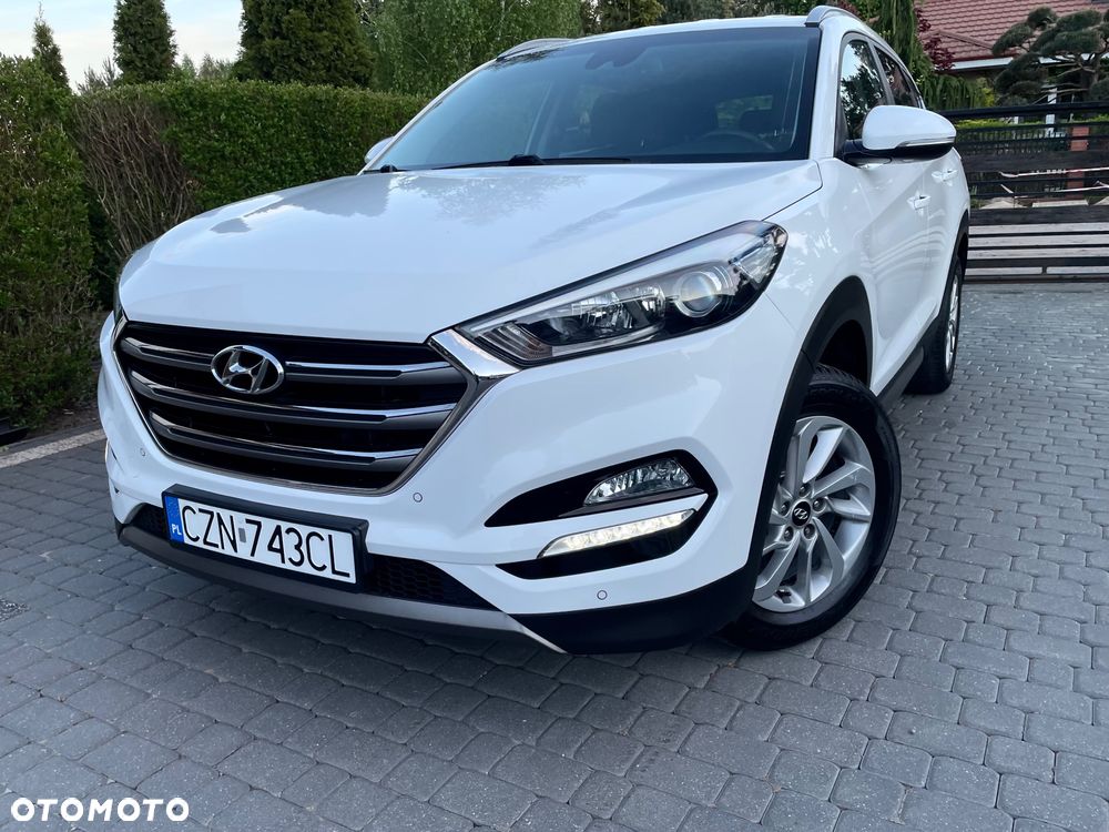 Hyundai Tucson blue 1.6 GDi 2WD Navi