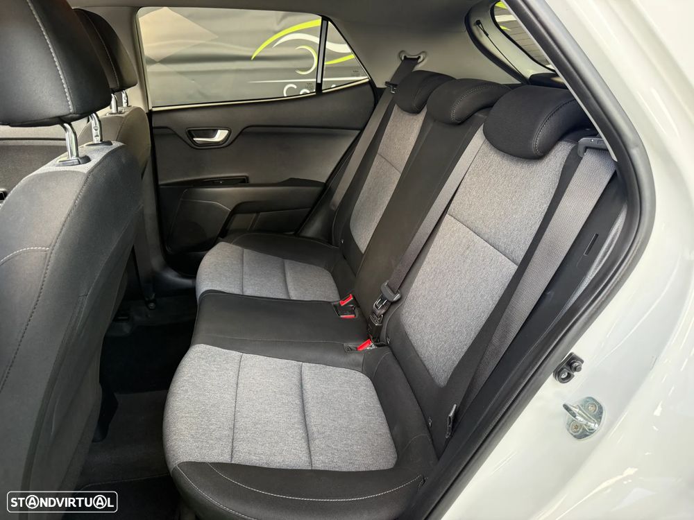Kia Stonic 1.2 Dynamic - 14