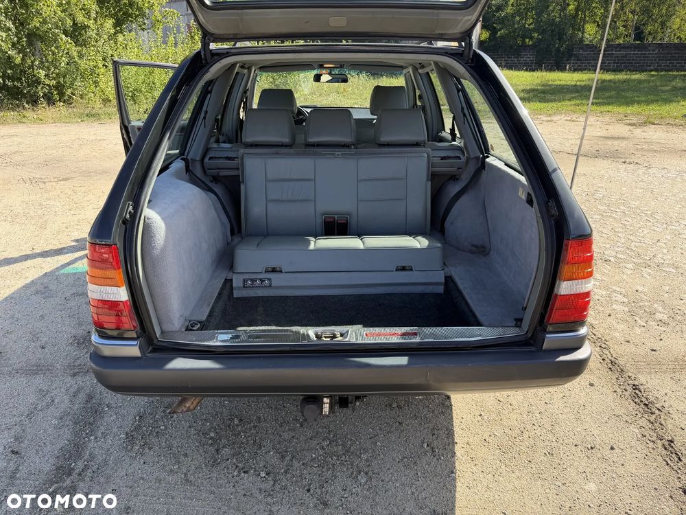 Mercedes-Benz W124 (1984-1993) - 11