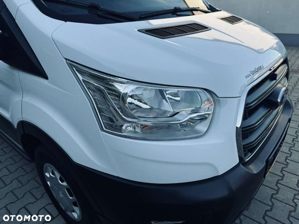 Ford Tramsit Max Doka 6- osobowy - 17