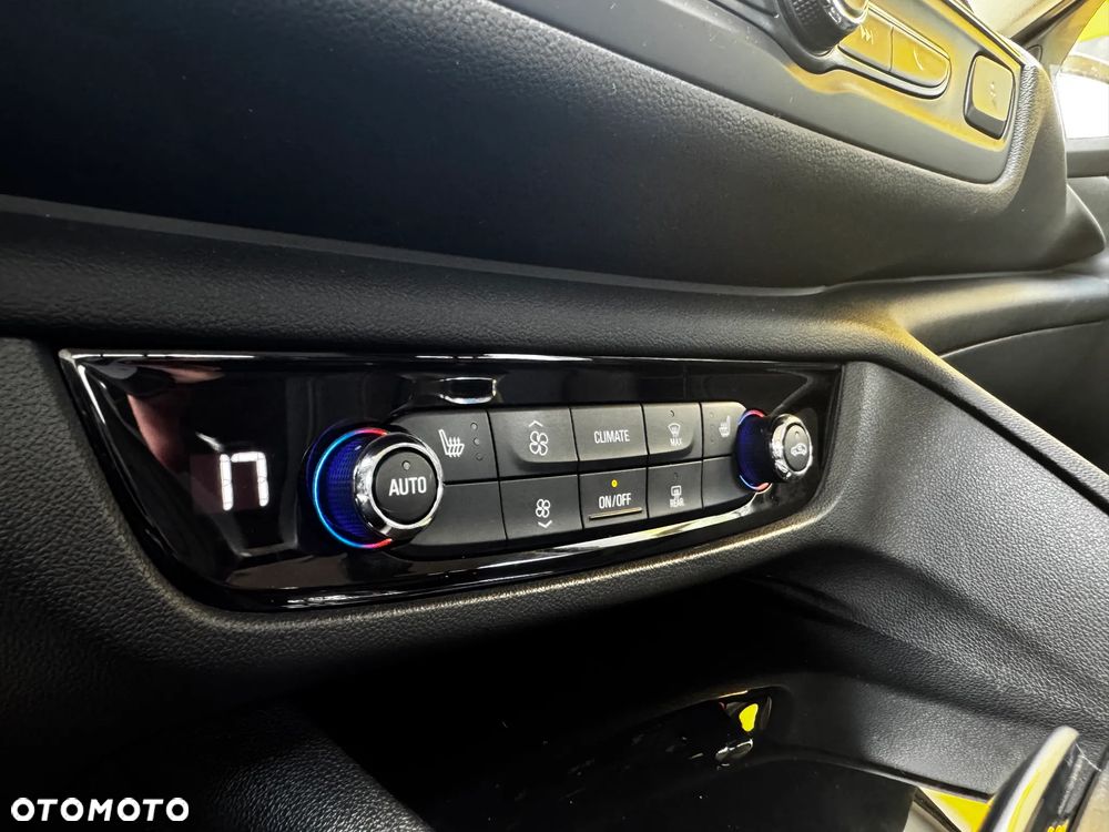 Opel Insignia 2.0 CDTI Elegance S&S - 13