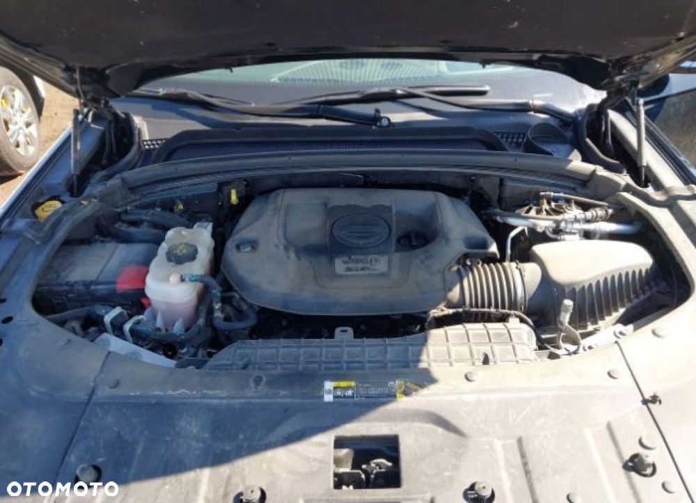 Jeep Grand Cherokee - 15