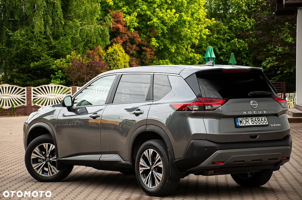 Nissan Rogue - 4