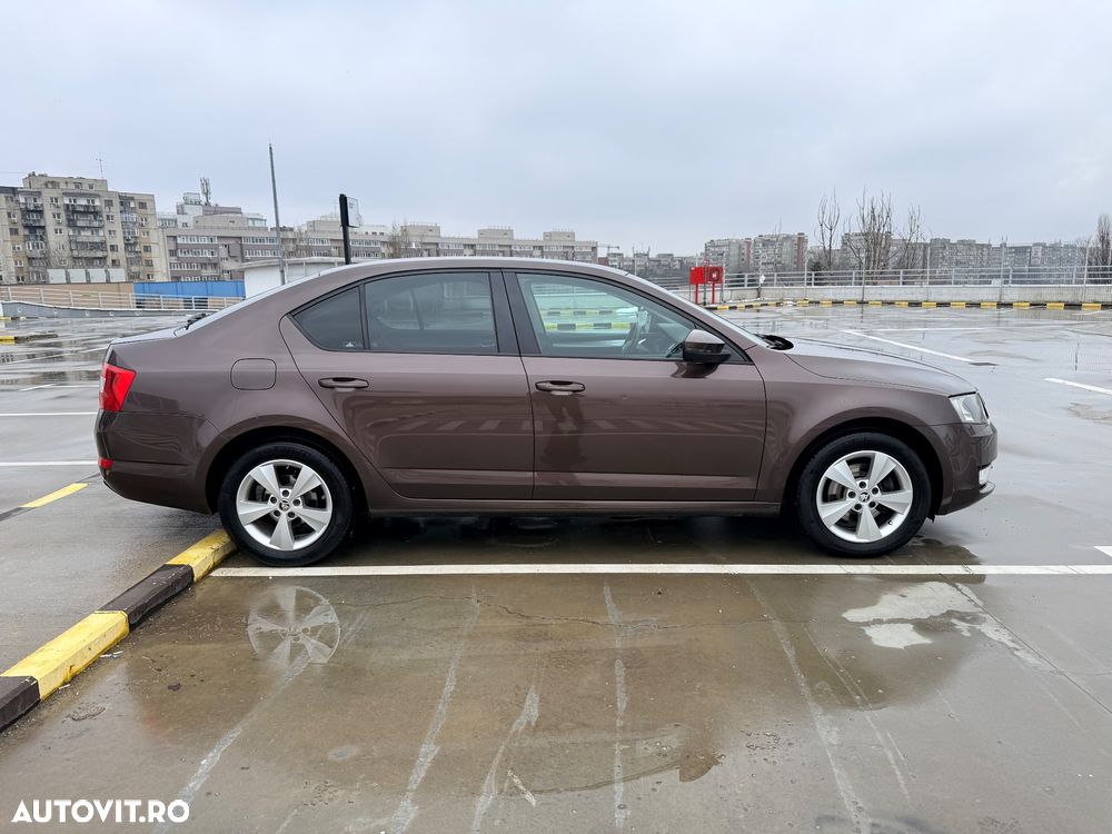 SKODA Octavia 2013 — imagine 5