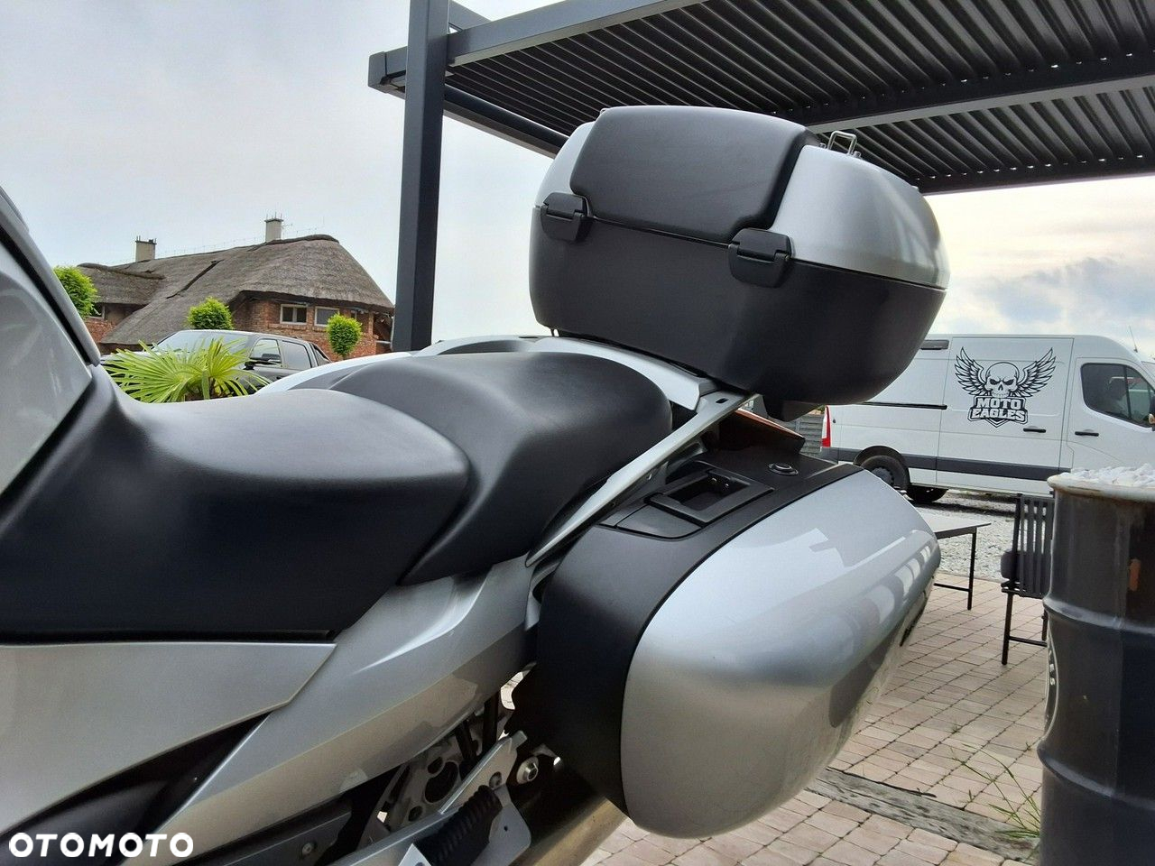 BMW R - 7