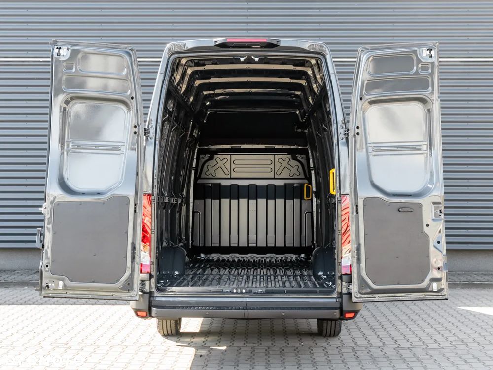 Iveco Daily 35S18HA8V 3.0 L4H3 - 8