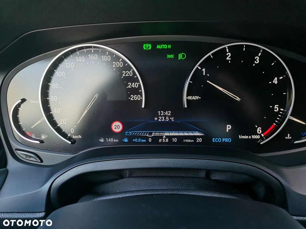 BMW Seria 3 318d M Sport - 16