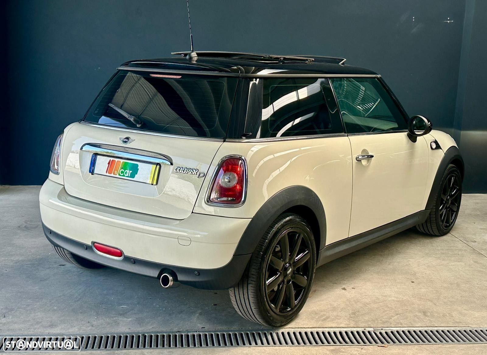 MINI 3 Portas Cooper D - 5