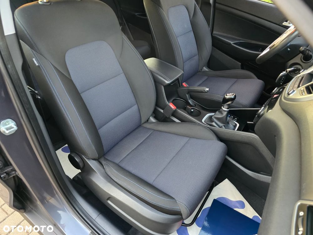Hyundai Tucson 1.6 GDI BlueDrive Comfort 2WD - 28