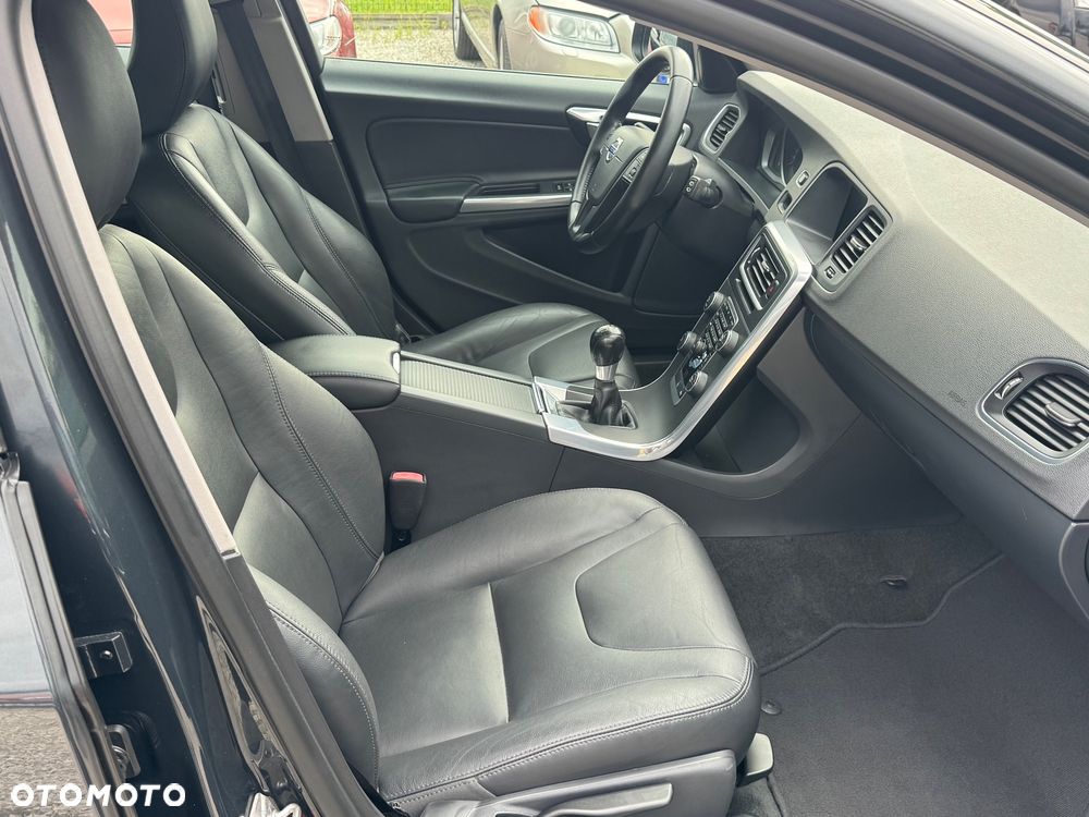 Volvo V60 DRIVe - 29