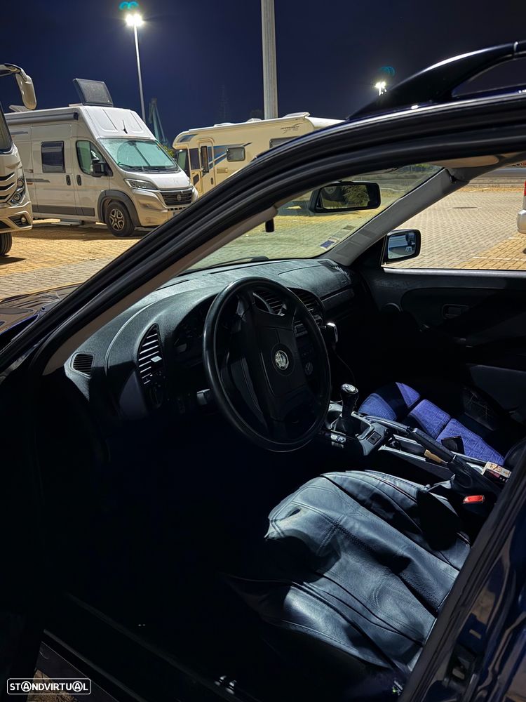 BMW 318 tds Touring - 4