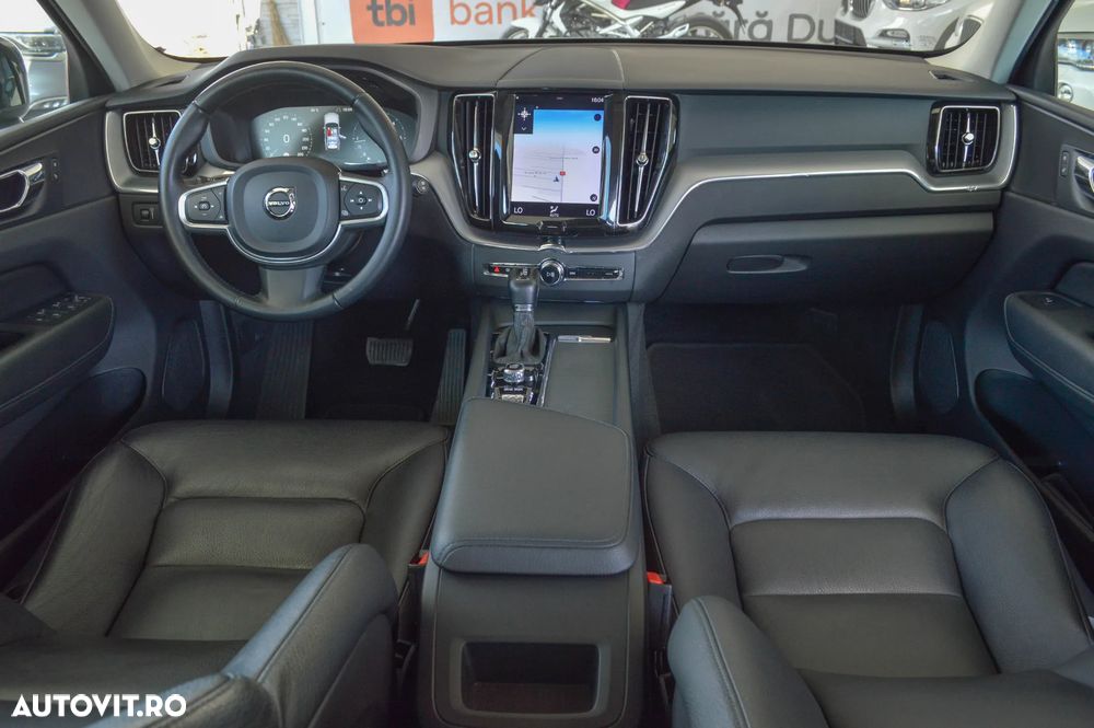 Volvo XC 60 D4 AWD Geartronic Momentum - 6