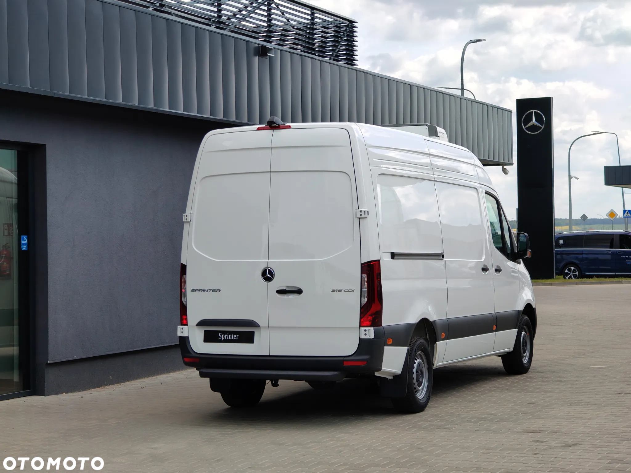 Mercedes-Benz Sprinter - 6