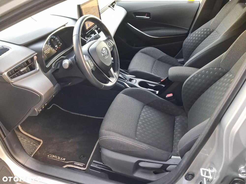 Toyota Corolla 1.8 Hybrid Comfort - 13