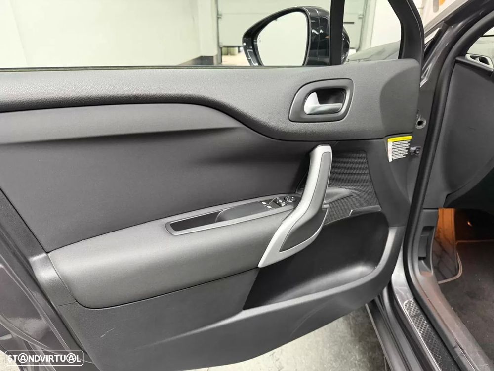 DS DS4 Crossback 1.6 BlueHDi So Chic J18 EAT6 - 6