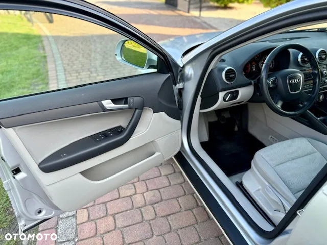 Audi A3 2.0 TDI Ambiente - 7