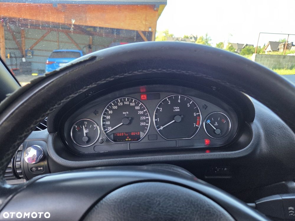 BMW Z3 1.8 - 12