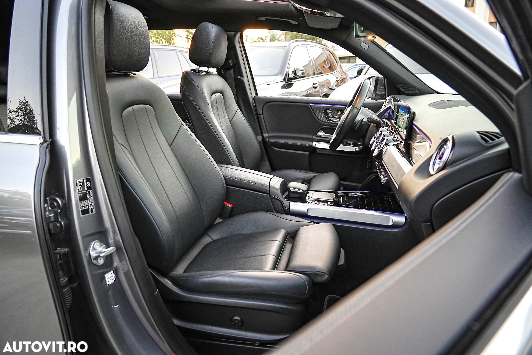Mercedes-Benz GLB 180 7G-DCT Special Edition - 10