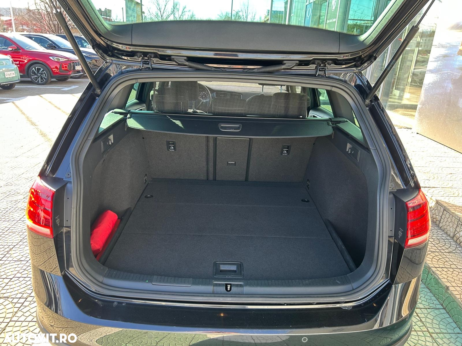 Volkswagen Golf Alltrack 2.0 TDI 4Motion BlueMotion Techn DSG - 8