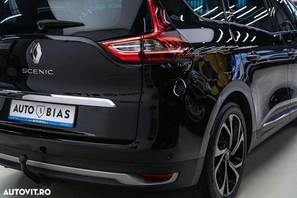 Renault Grand Scenic - 38