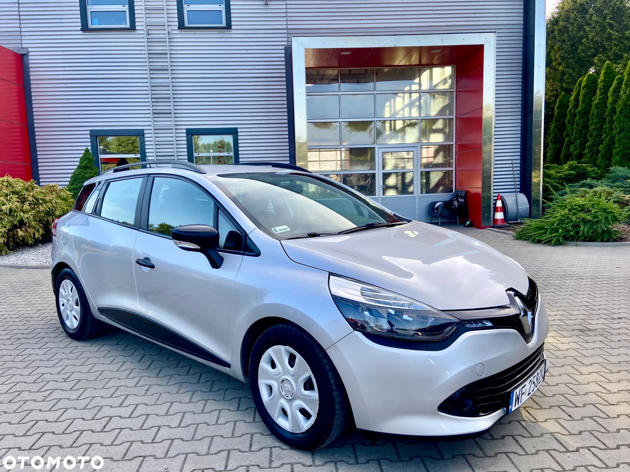 Renault Clio - 1