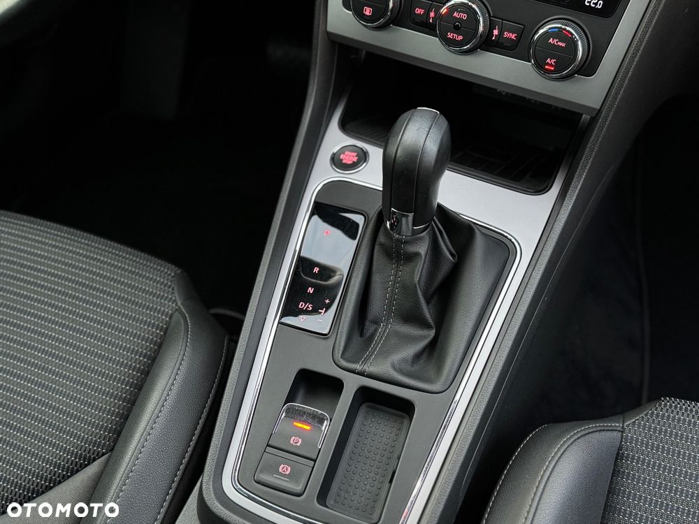 Seat Leon 1.6 TDI DSG Xcellence - 11