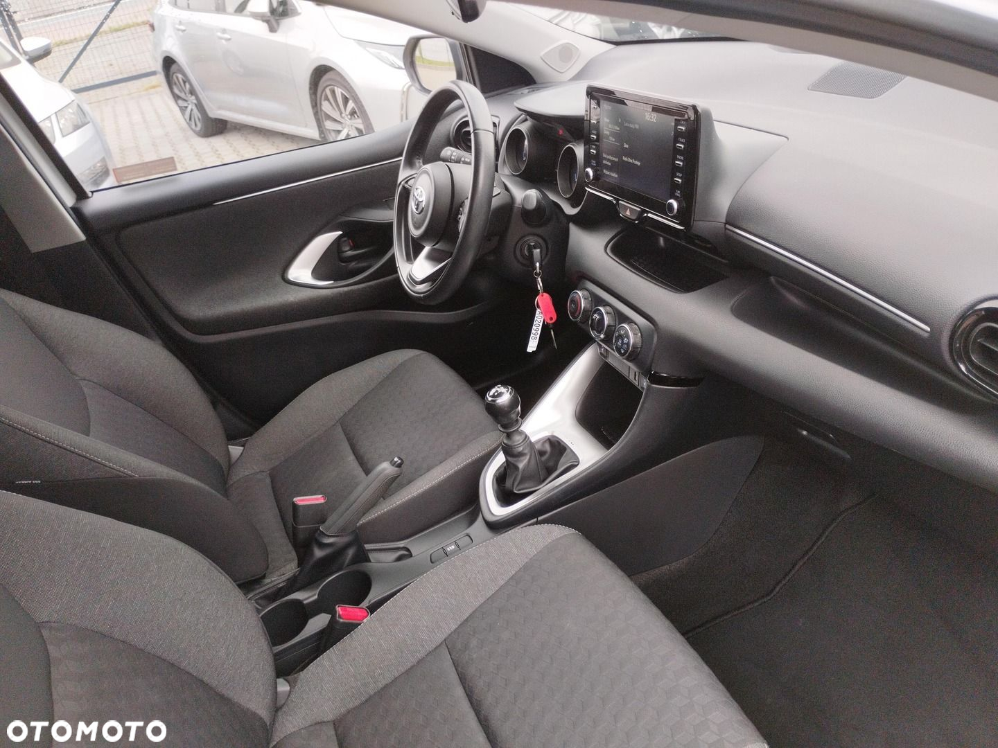 Toyota Yaris - 9