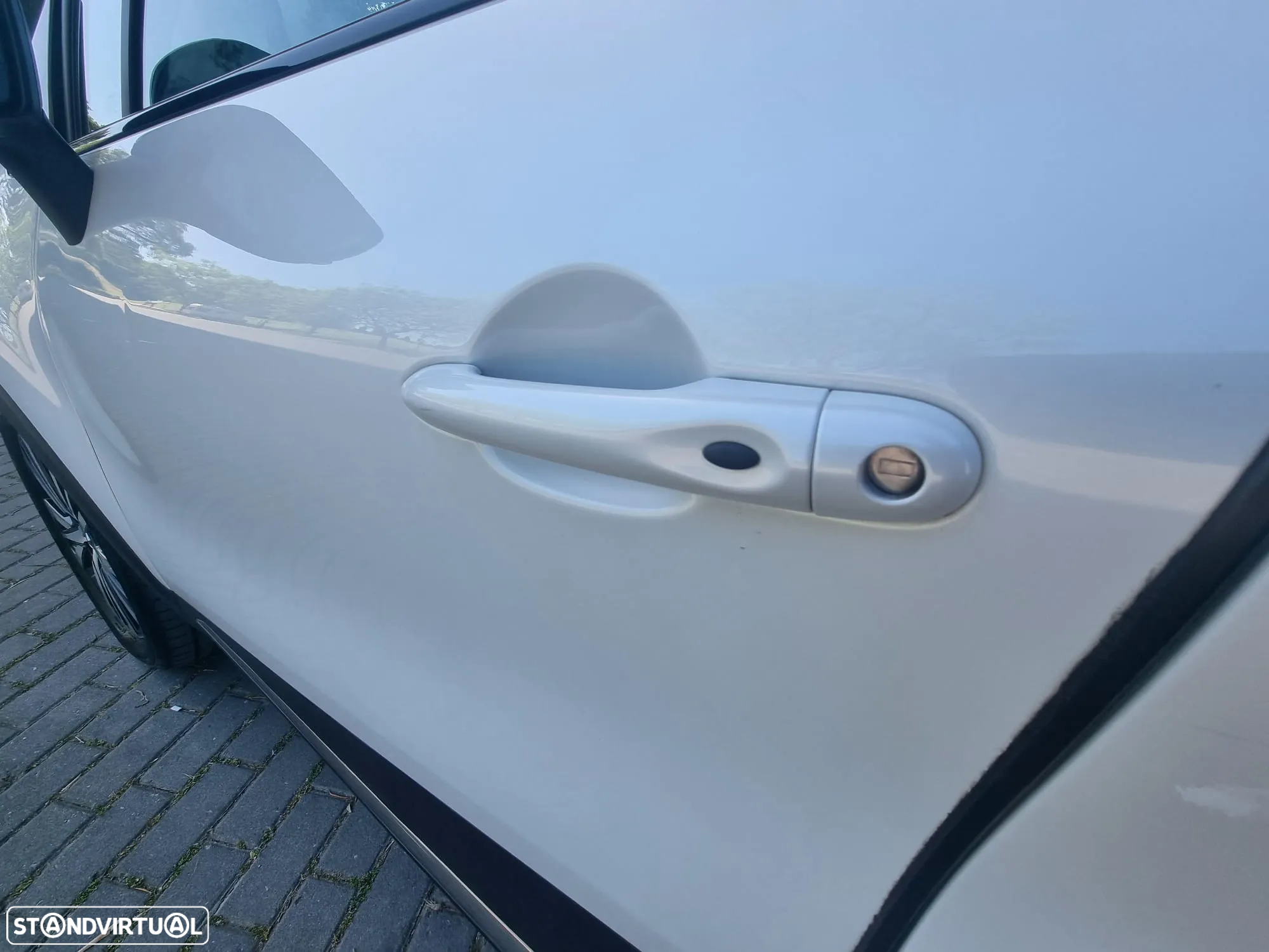 Renault Captur 1.5 dCi Initiale Paris EDC - 18