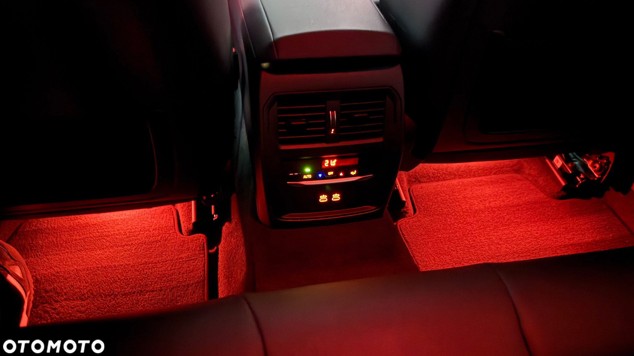 BMW Seria 3 320i M Sport - 28